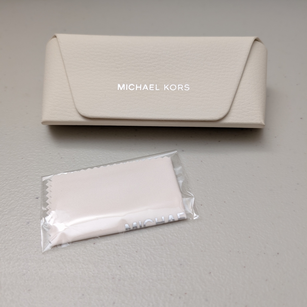 Michael Kors Cream/Off White Sunglasses Case